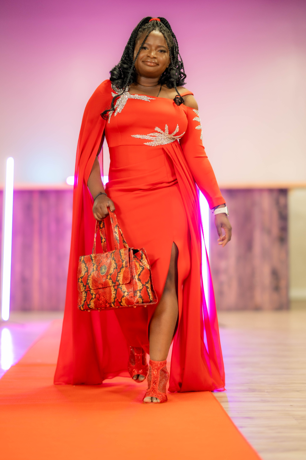 LARYNA COLLECTION