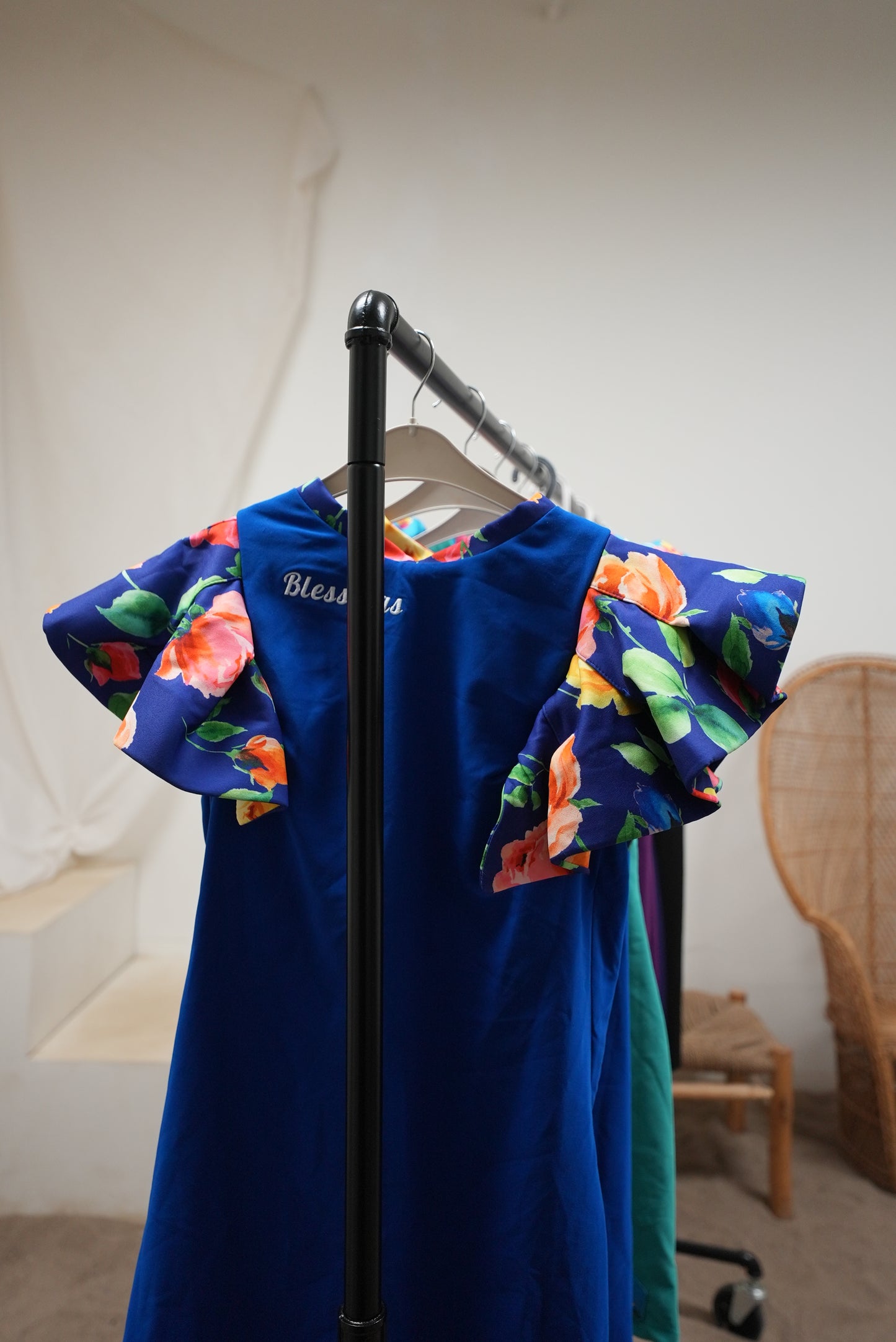 DJODJO COLLECTION - AFRICAN WOMAN BLEU